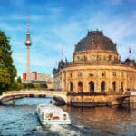 Where to stay in Berlin? The 5 best areas & hotels 🇩🇪