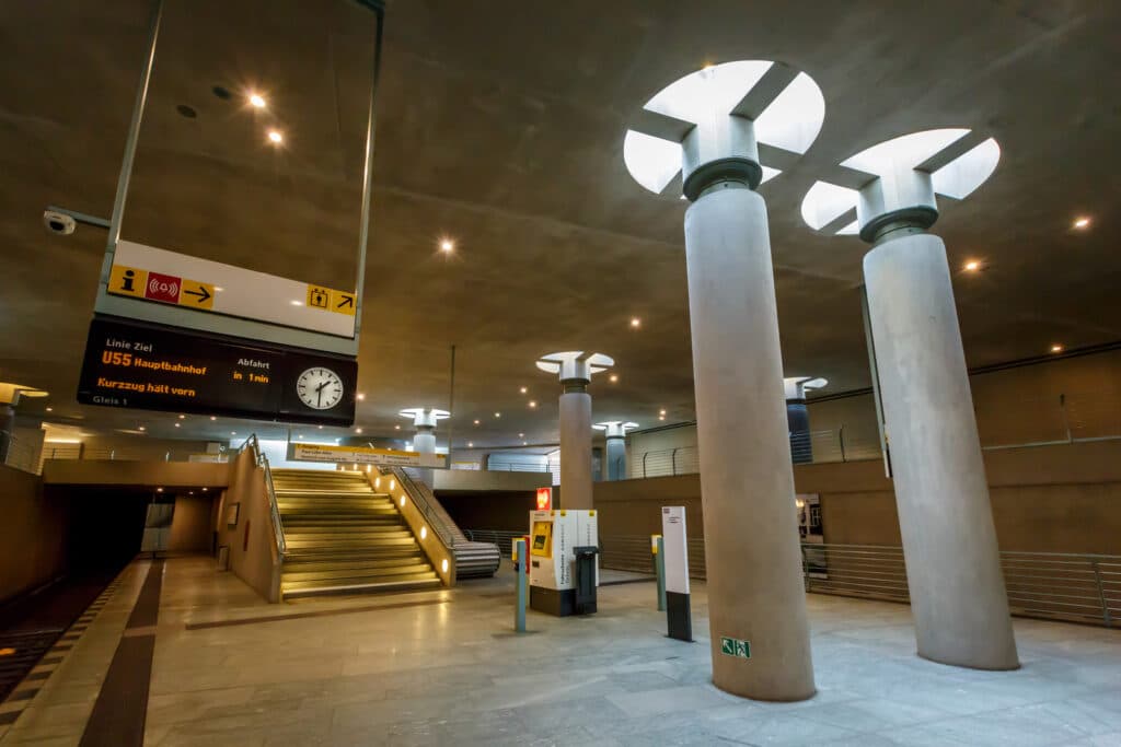 Berlin u-bahn sign