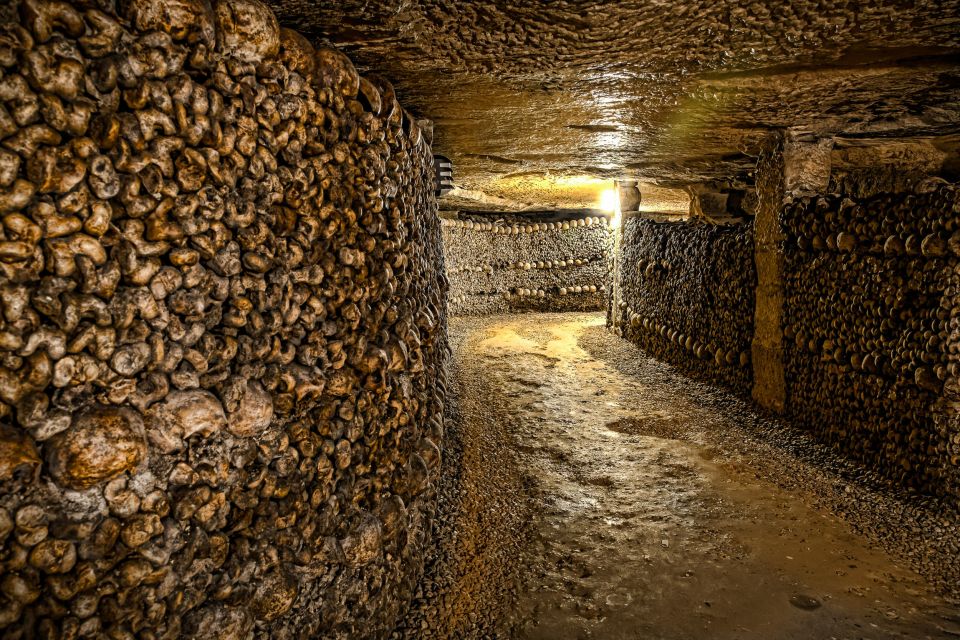 paris catacomb