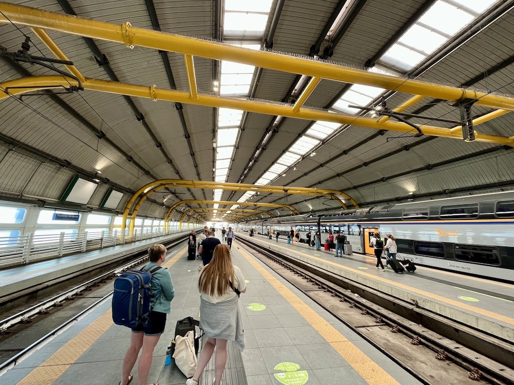 How To Get From Fiumicino Airport To Rome In Mins