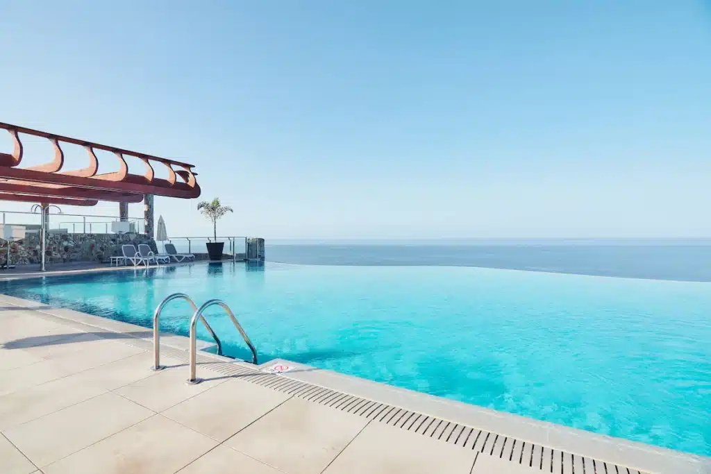 Puerto Rico hotel pool