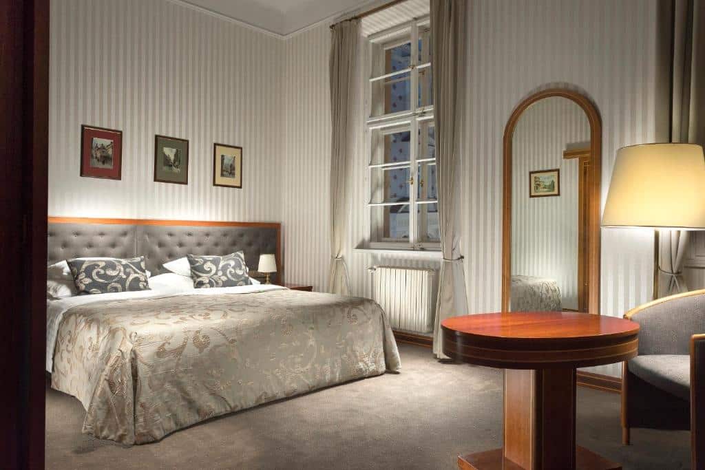 Hotel room in Mala Strana Prague 1