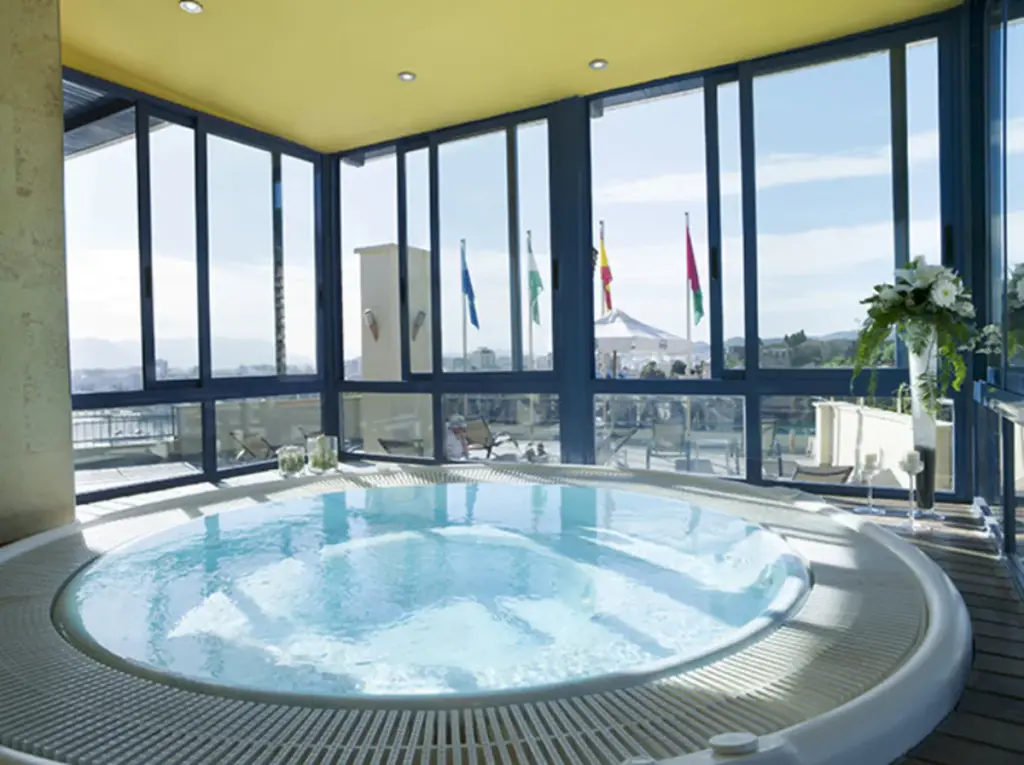 Where to Stay in Malaga? 3 Best Areas & Places to Stay + Nearby Holiday Towns 🇪🇸 48 Hotel MS Maestranza, spa hotel near the beach
