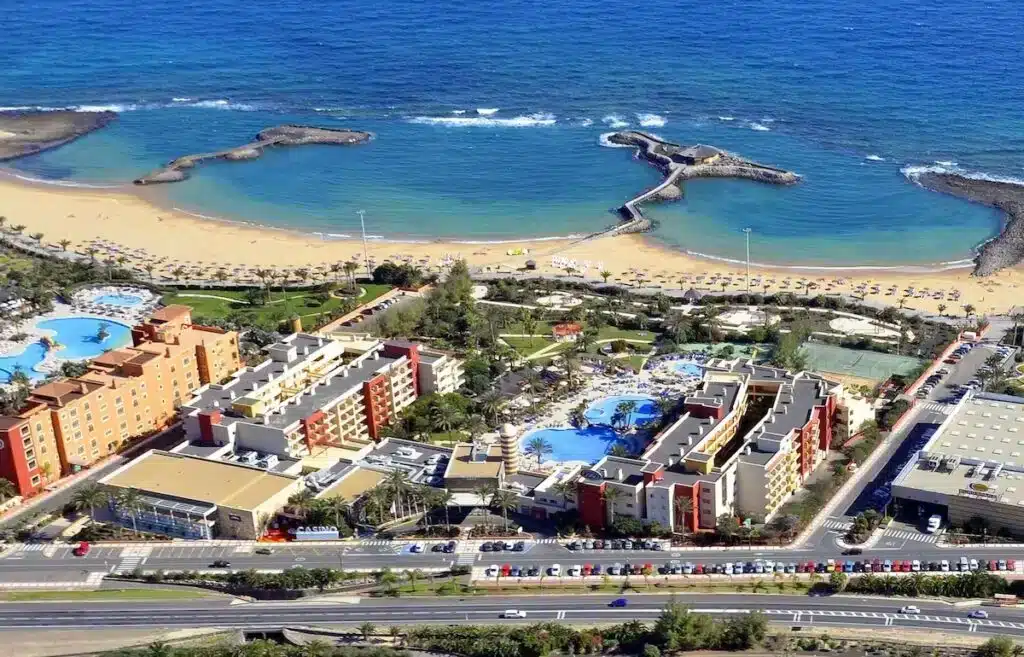 Elba Carlota Beach & Convention by the beach