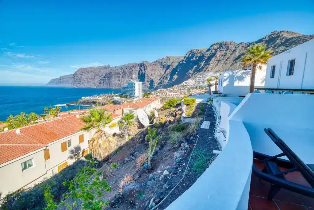 Where to Stay in Tenerife? 5 Best Areas + Places to Stay ☀️ 67 Ona Las Rosas