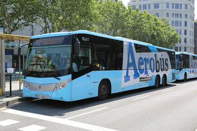 Barcelona Airport bus to city center