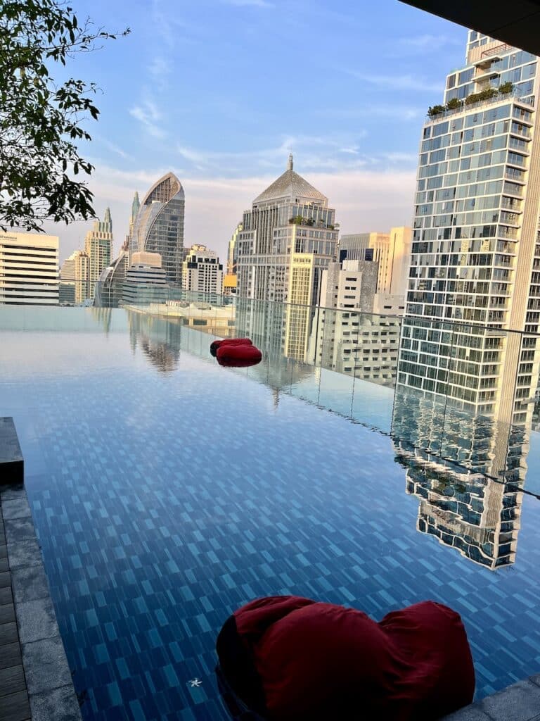 Sindhorn Midtown, rooftop pool hotel in Bangkok city center