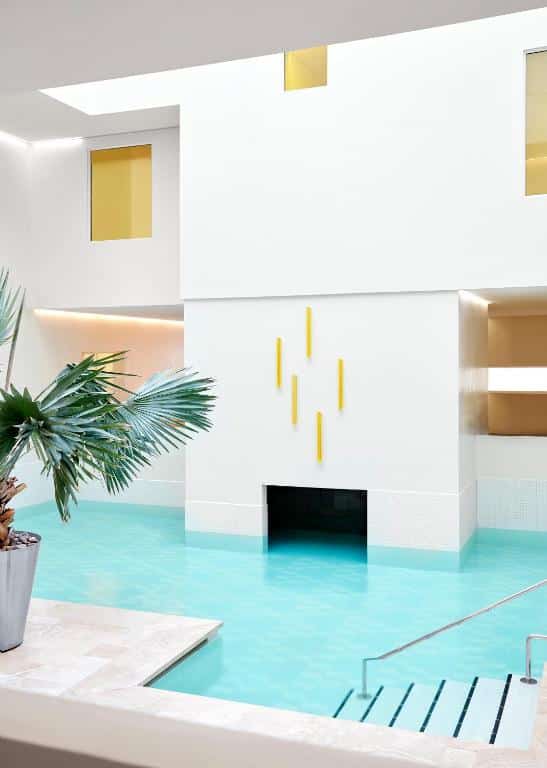 skodsborg indoor pool