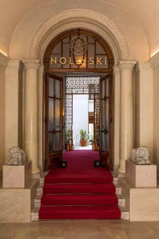 Where to Stay in Venice? 5 Best Areas & Places to Stay (+ Avoid!) š®š¹ 6 Nolinski Venezia, luxury hotel in Venice city centre