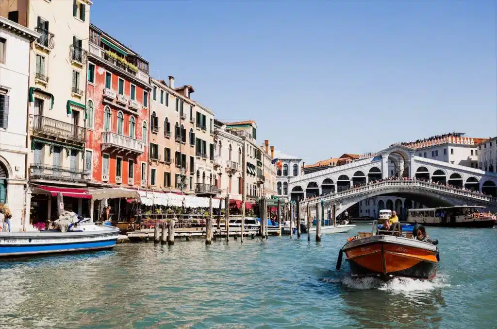 Where to Stay in Venice? 5 Best Areas & Places to Stay (+ Avoid!) š®š¹ 3 Venice, one of the most beautiful cities in Italy
