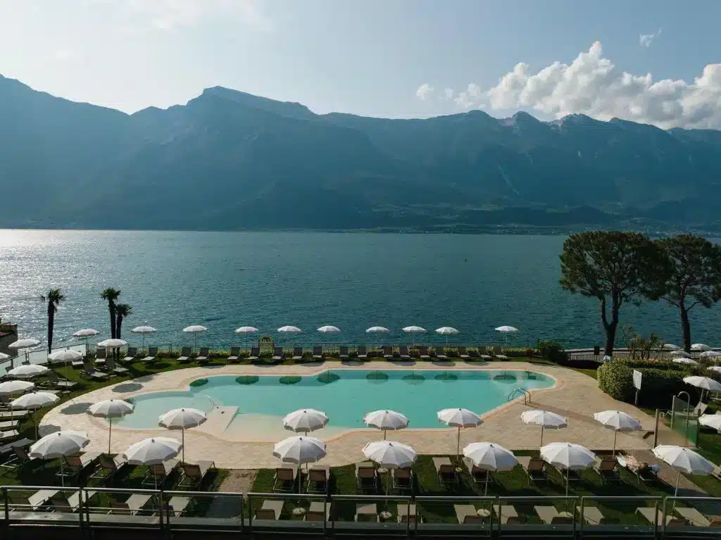 Where to stay in Lake Garda? 6 Best Areas & Places to Stay + Where to Avoid! 🇮🇹 27 Hotel Du Lac