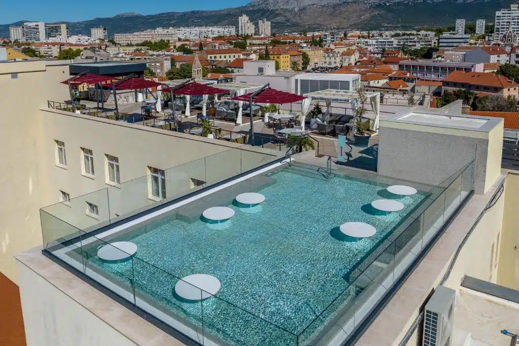 Where to stay in Split? 3 Best Areas + Places to Stay (+ Avoid!) 🇭🇷 16 Cornaro Hotel Split