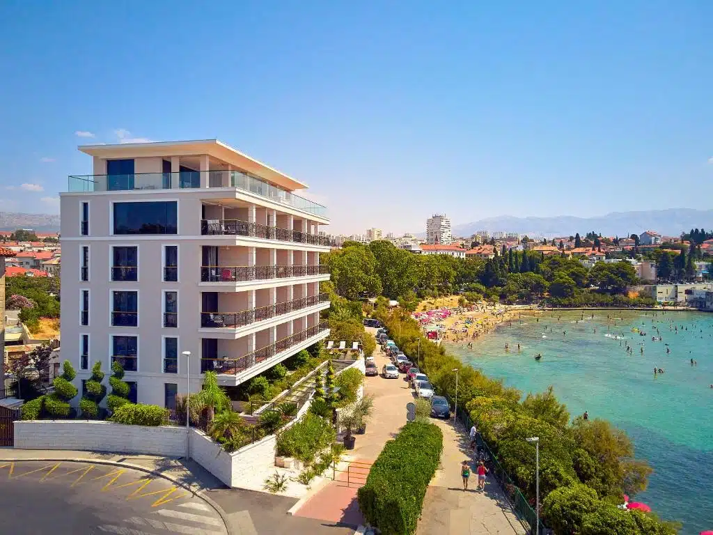 Where to stay in Split? 3 Best Areas + Places to Stay (+ Avoid!) 🇭🇷 20 Hotel Villa Harmony, stay right by the beach in Split