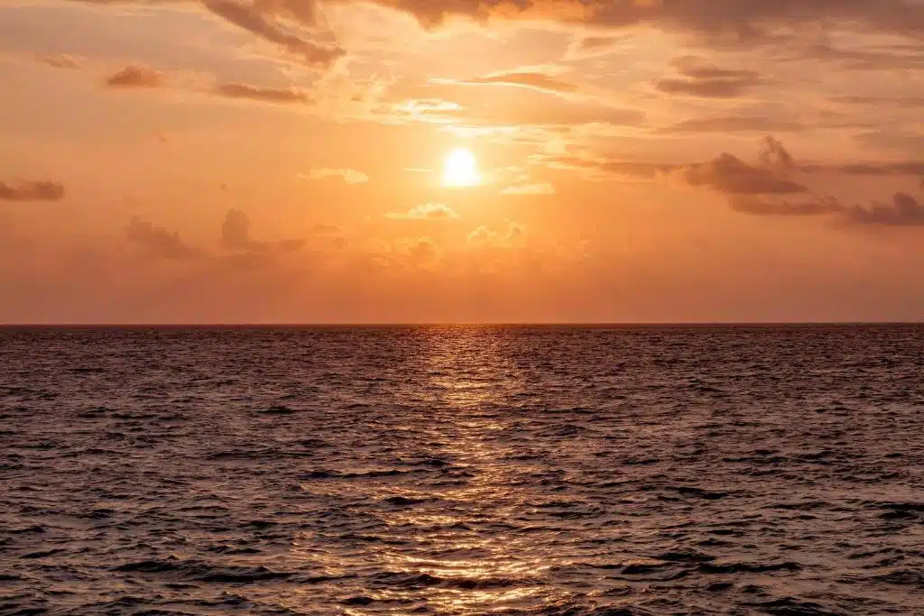 Dhaalu Atoll sunset