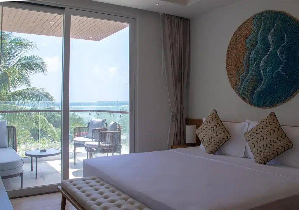 Stone Beach Club room