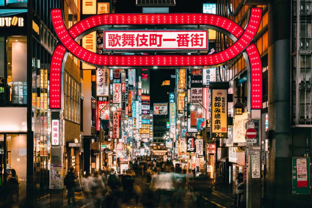 Where to Stay in Tokyo? 6 Best Areas & Places to Stay + Where to Avoid! 🇯🇵 55 Kabukicho
