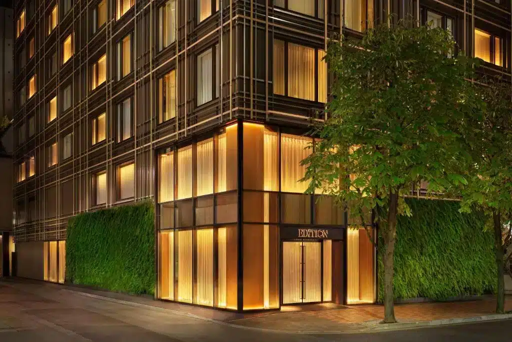 Where to Stay in Tokyo? 6 Best Areas & Places to Stay + Where to Avoid! 🇯🇵 42 The Tokyo EDITION Ginza