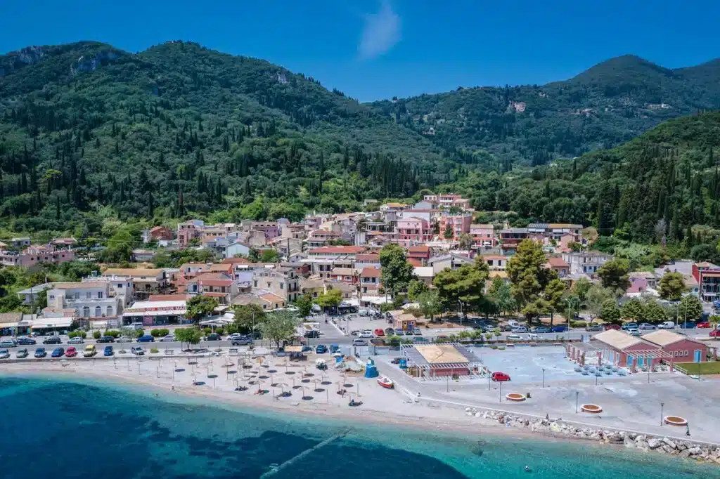 Where to Stay in Corfu? The 6 Best Areas & Places to Stay + Where to Avoid! ๐ฌ๐ท 20 Benitses, best area to stay for a relaxed holiday