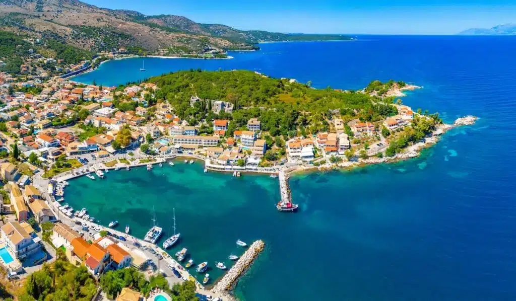Where to Stay in Corfu? The 6 Best Areas & Places to Stay + Where to Avoid! ๐ฌ๐ท 17 Kassiopi, best place to stay in Corfu for the authentic greek experience