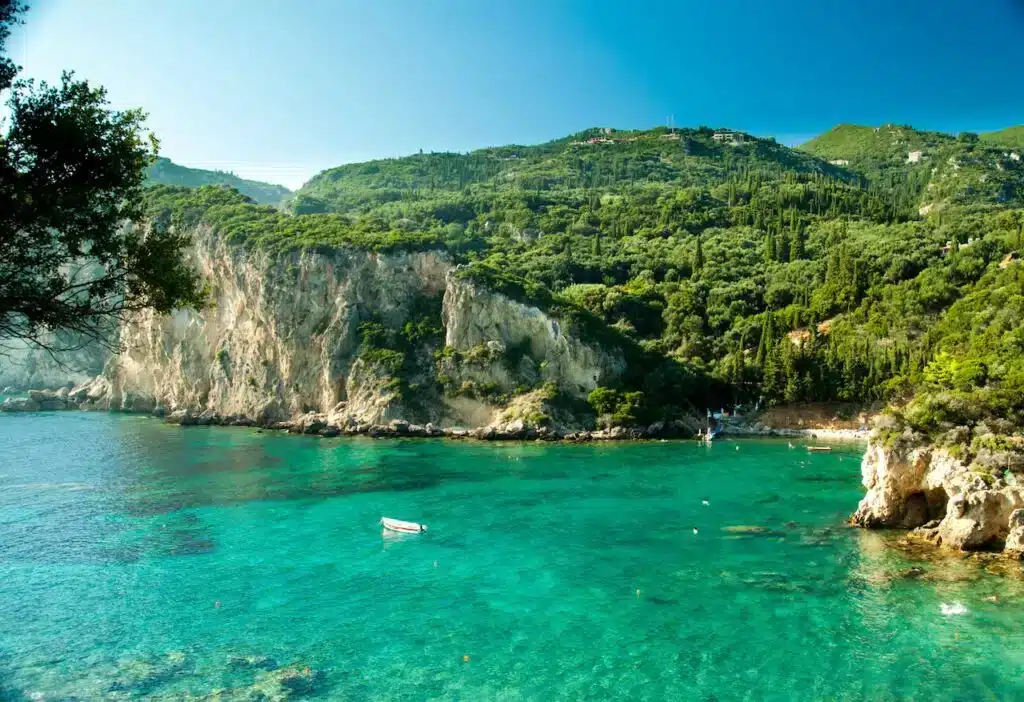 Where to Stay in Corfu? The 6 Best Areas & Places to Stay + Where to Avoid! ๐ฌ๐ท 24 Corfu Greece