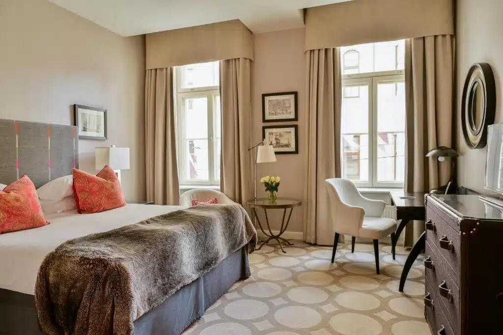 Where to Stay in Riga? The 3 Best Areas + Places to Stay 🇱🇻 11 Grand Palace Hotel Riga