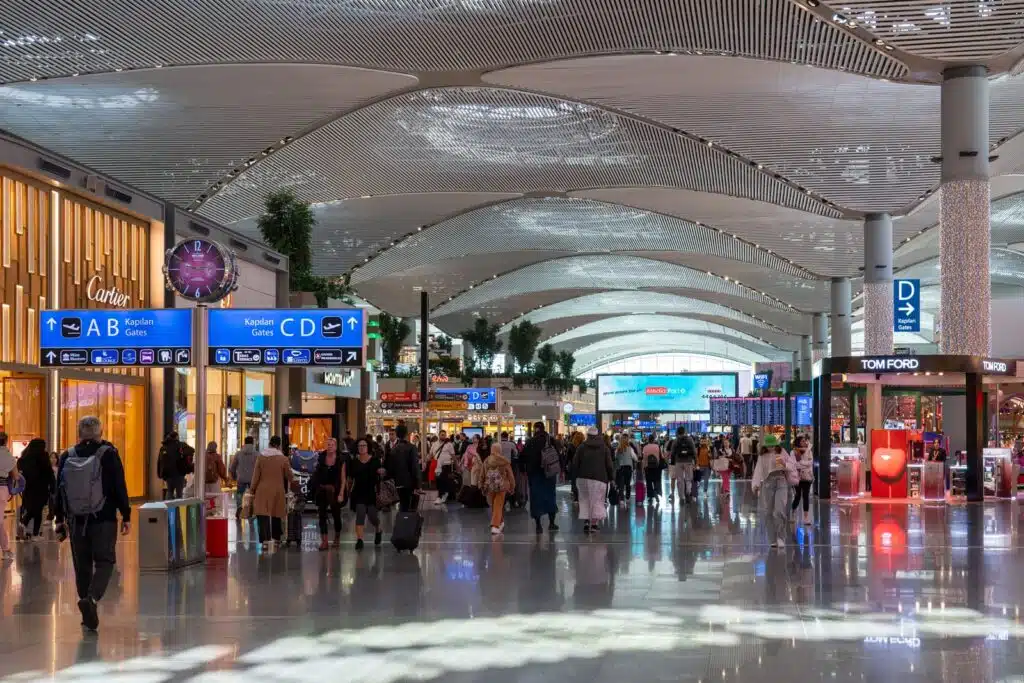 How To Get From Istanbul Airport to City Centre - Complete Transport Guide 🇹🇷 13 Istanbul Airport