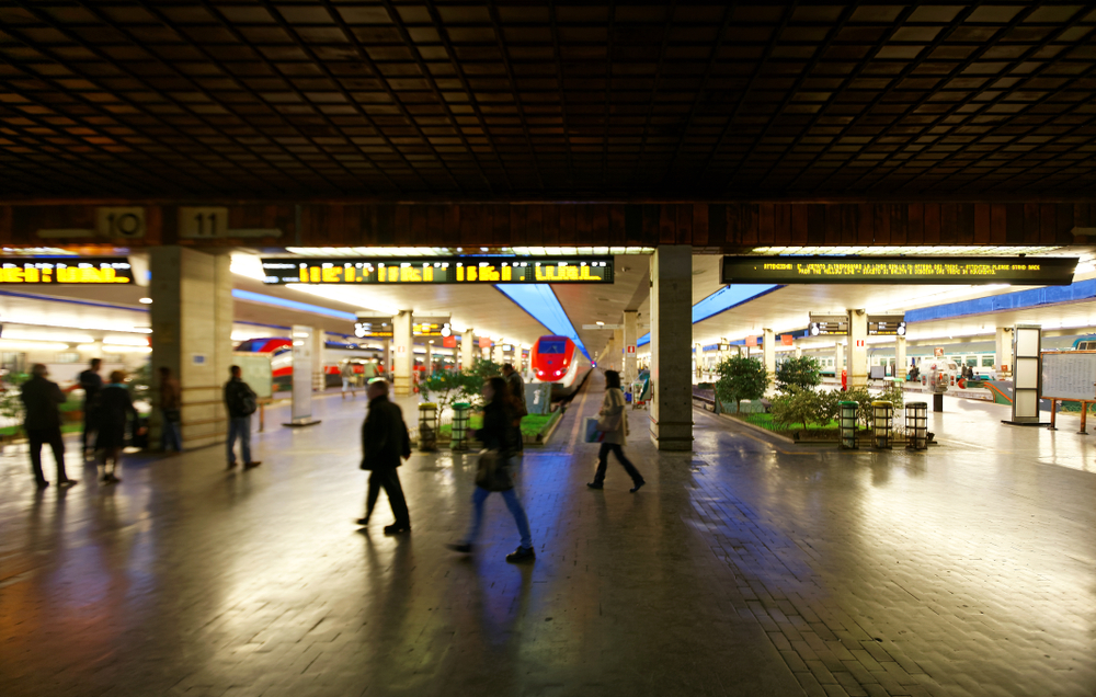 Florence & Pisa Airports to Central Florence - Transport Guide 15 The platforms at Firenze Santa Maria Novella railway station