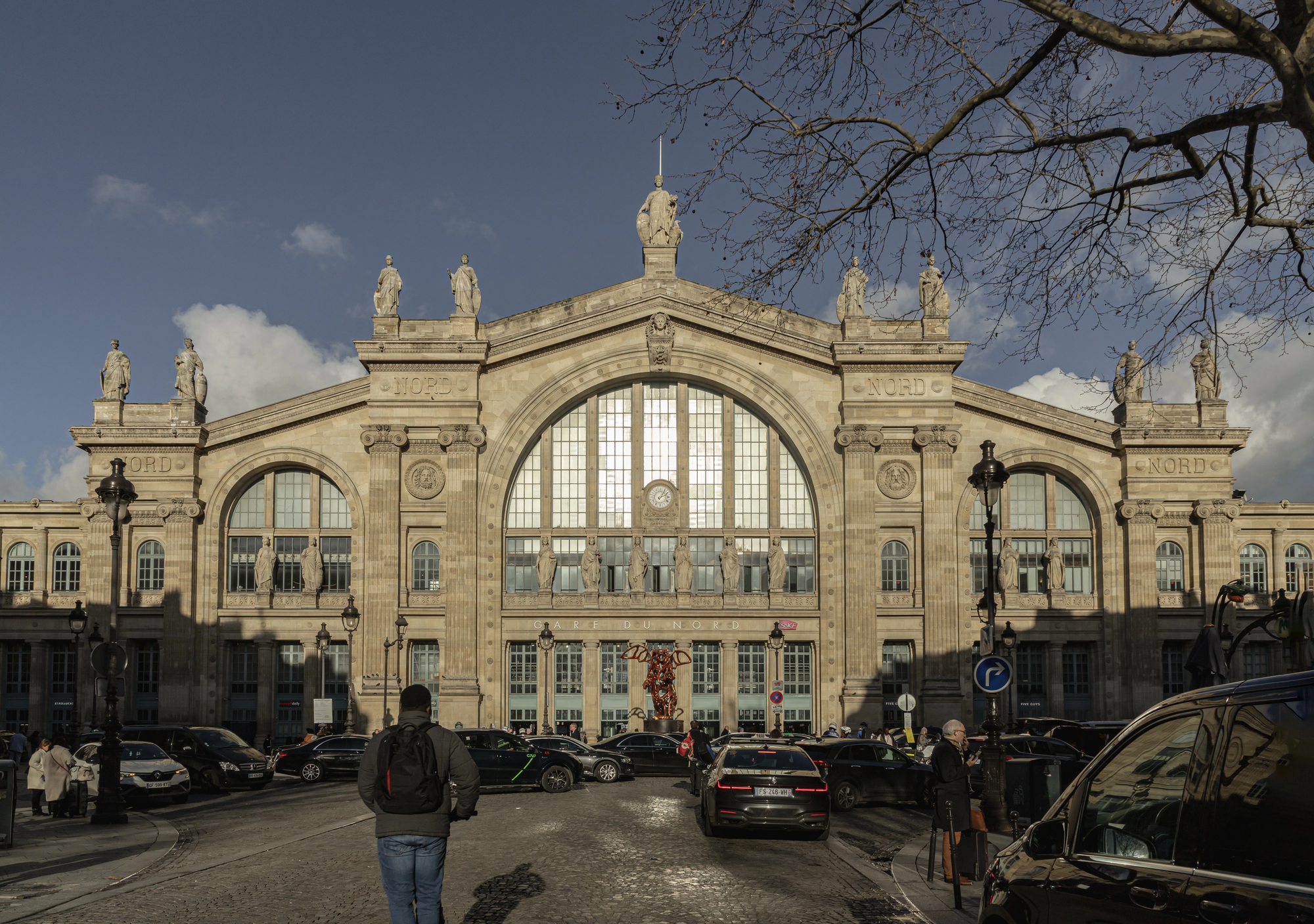 The facade of Gare du Nord in Paris