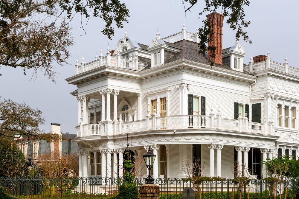 Historic mansion on St. Charles Avenue in the Garden District in New Orleans