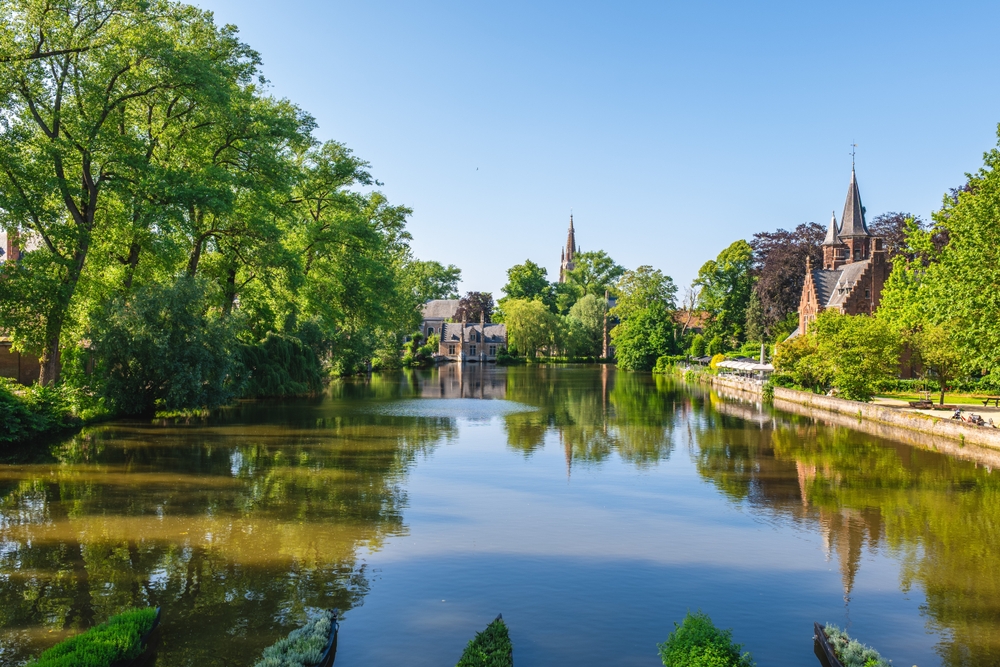 Where to Stay in Bruges? The 5 Best Areas & Places to Stay 11 Minnewater, the Lake of Love, in Bruges