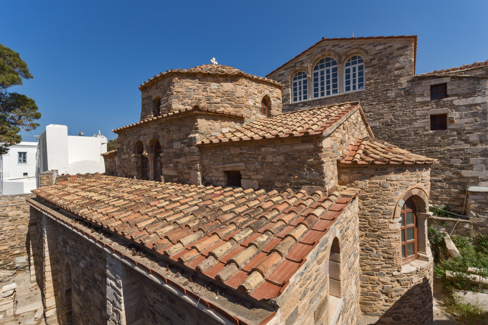 Where to Stay in Paros? The 5 Best Areas & Places to Stay 9 Panagia Ekatontapiliani church in Parikia on Paros