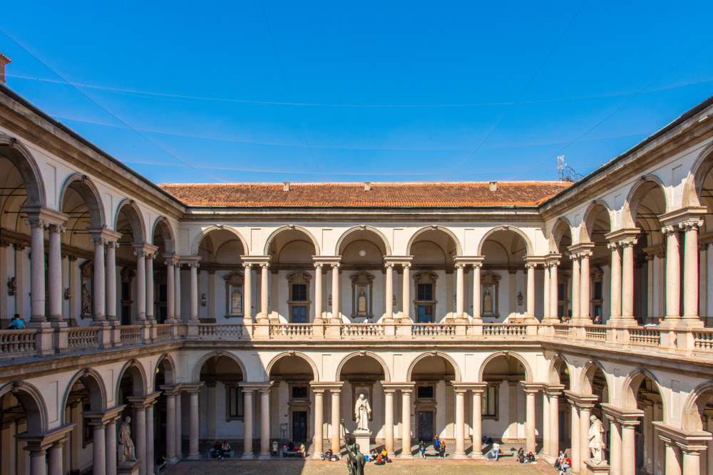 Pinacoteca di Brera courtyard with the statue of Napoleon