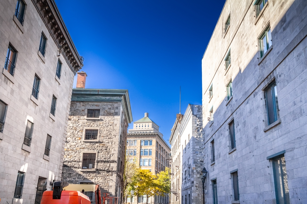 Stone buildings and a cobbled street in Old Montreal