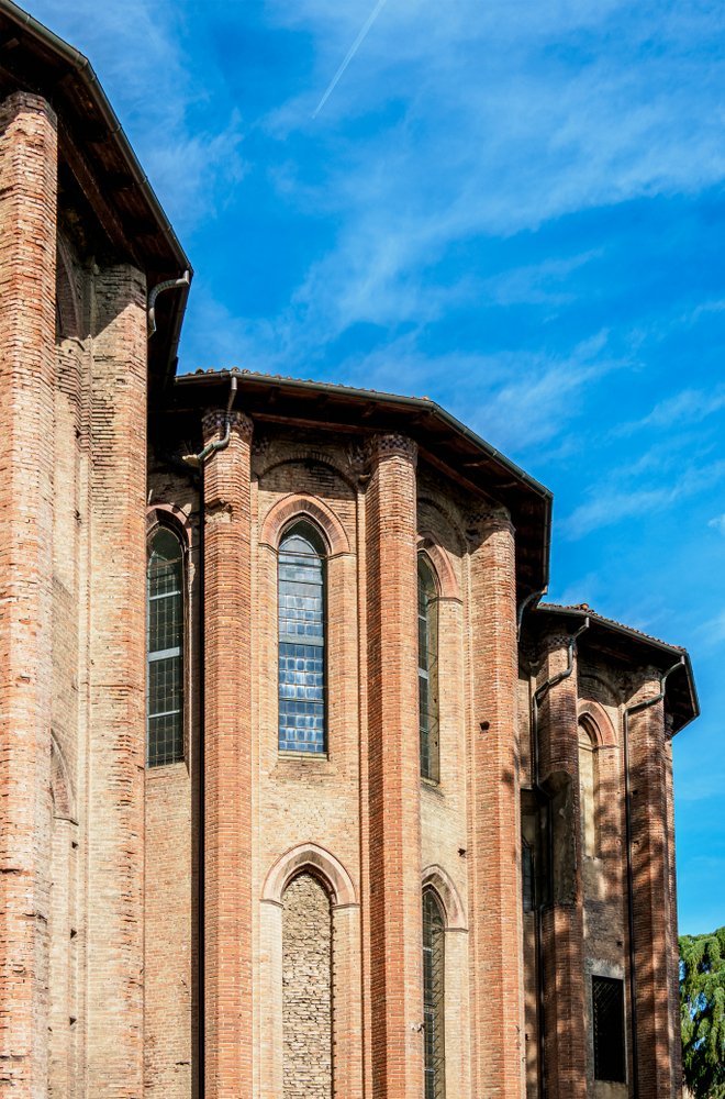 Basilica di San Domenico and the square in front of the church in Bologna