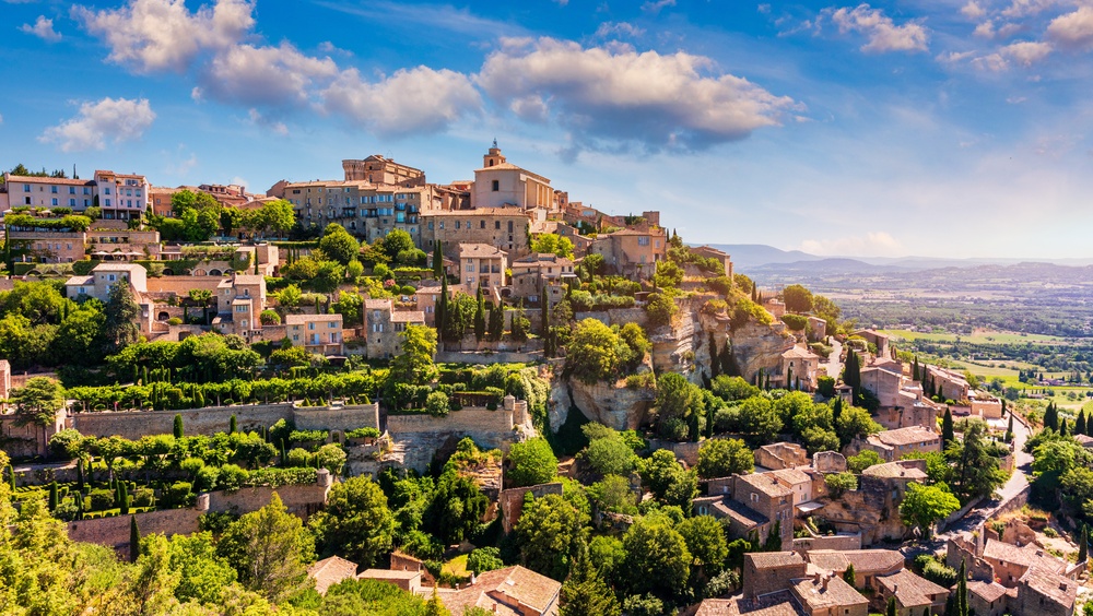 View of the small town of Gordes in Provence