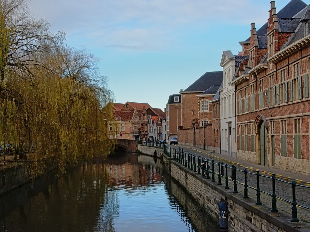 The Lieve canal lined with historic houses near Prinsenhof