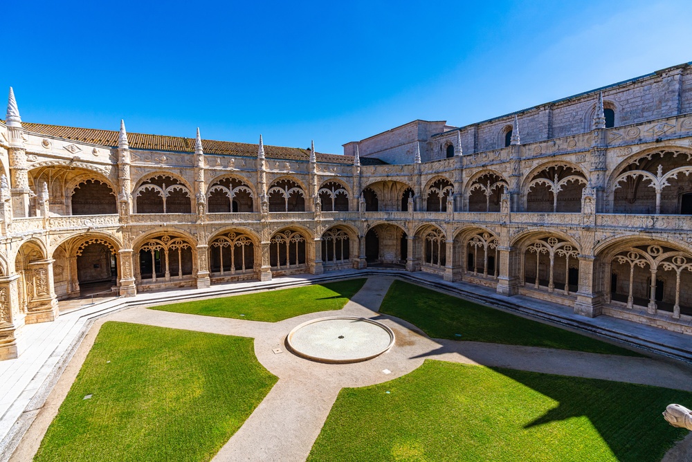 20 Best Things to Do in Lisbon: Sights, Prices & Tips 33 Cloister of Jerónimos Monastery in Belém, Lisbon
