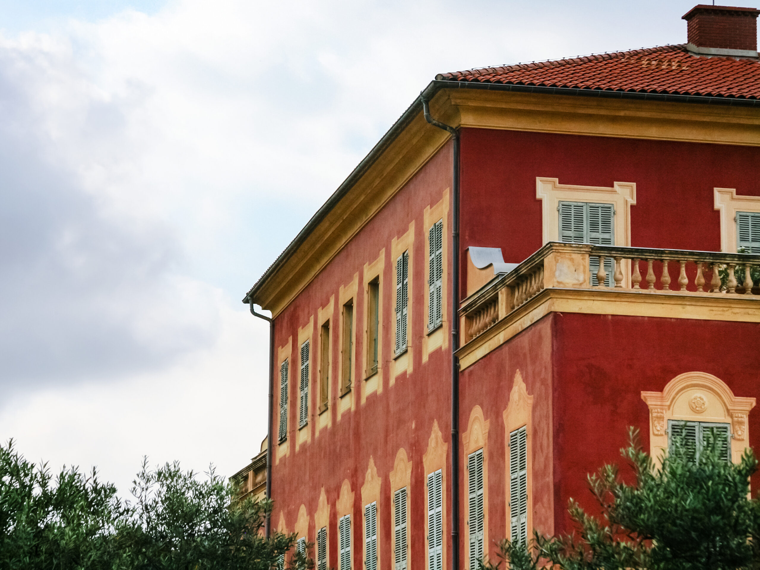 17 Best Things to Do in Nice: Sights, Prices & Tips 9 The façade of the Musée Matisse in Nice