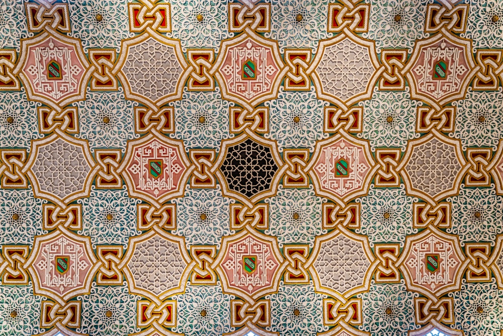 17 Best Things to Do in Porto: Sights, Prices & Tips 10 The ornate Arab Room, Salão Árabe, inside Palácio da Bolsa in Porto