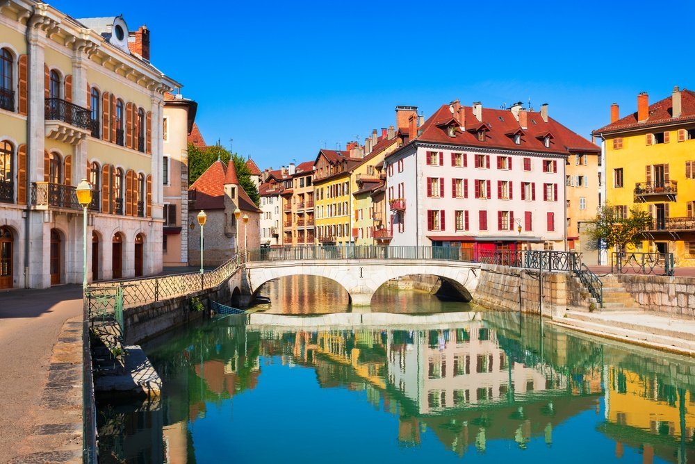 Palais de l'Isle in the Thiou canal in Annecy's Old Town seen from Pont Perrière