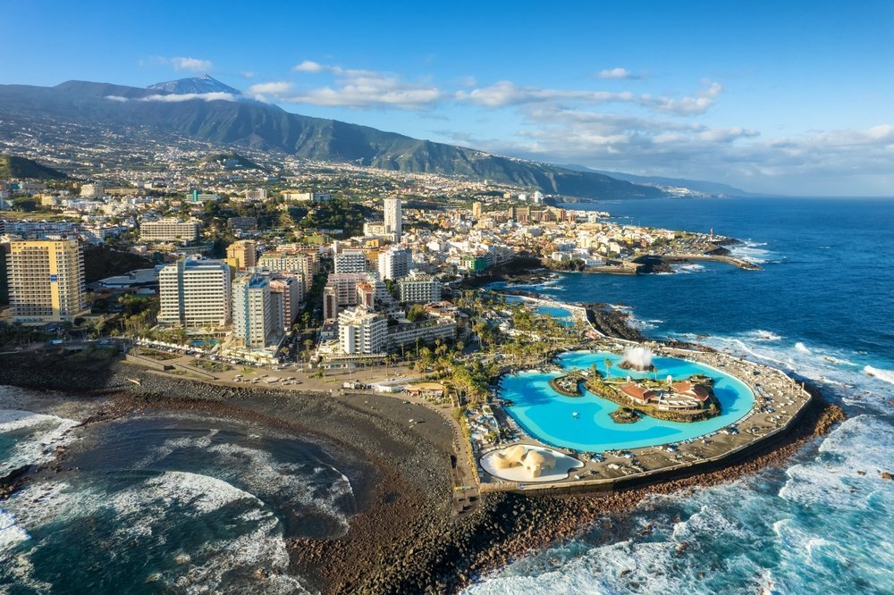 Puerto de la Cruz with Mount Teide in the background