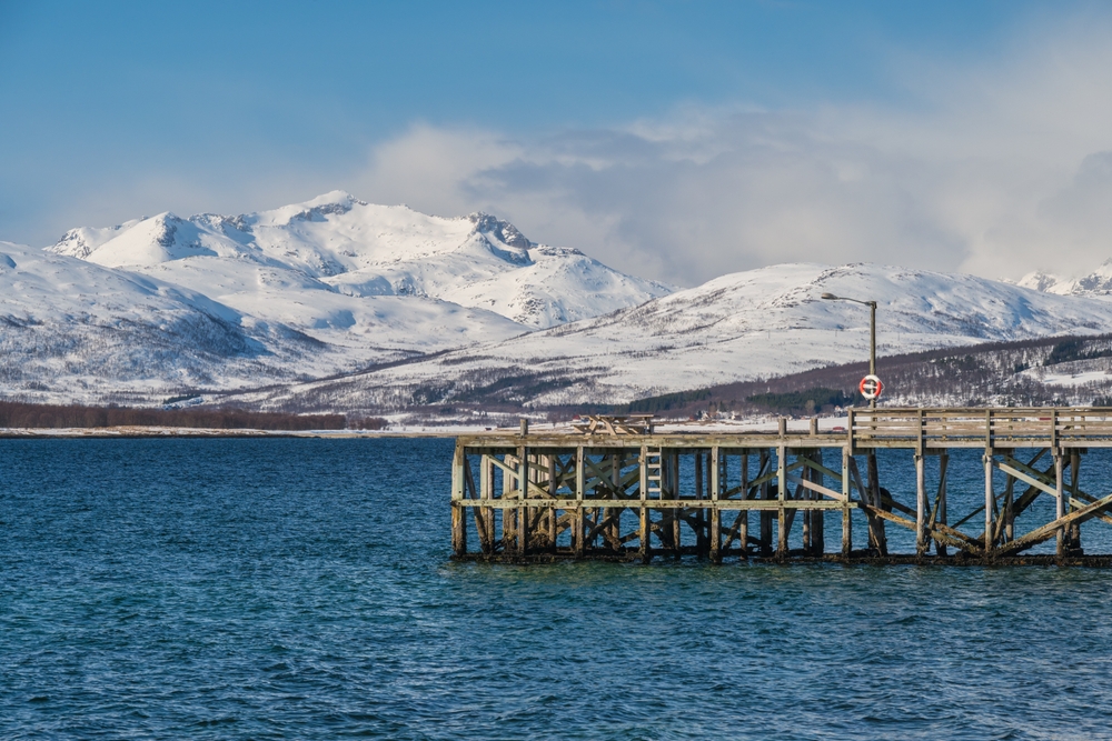 Where to Stay in Tromsø? The 6 Best Areas & Places to Stay 10 Snow and fjord by the Telegrafbukta beach in Tromsø in winter